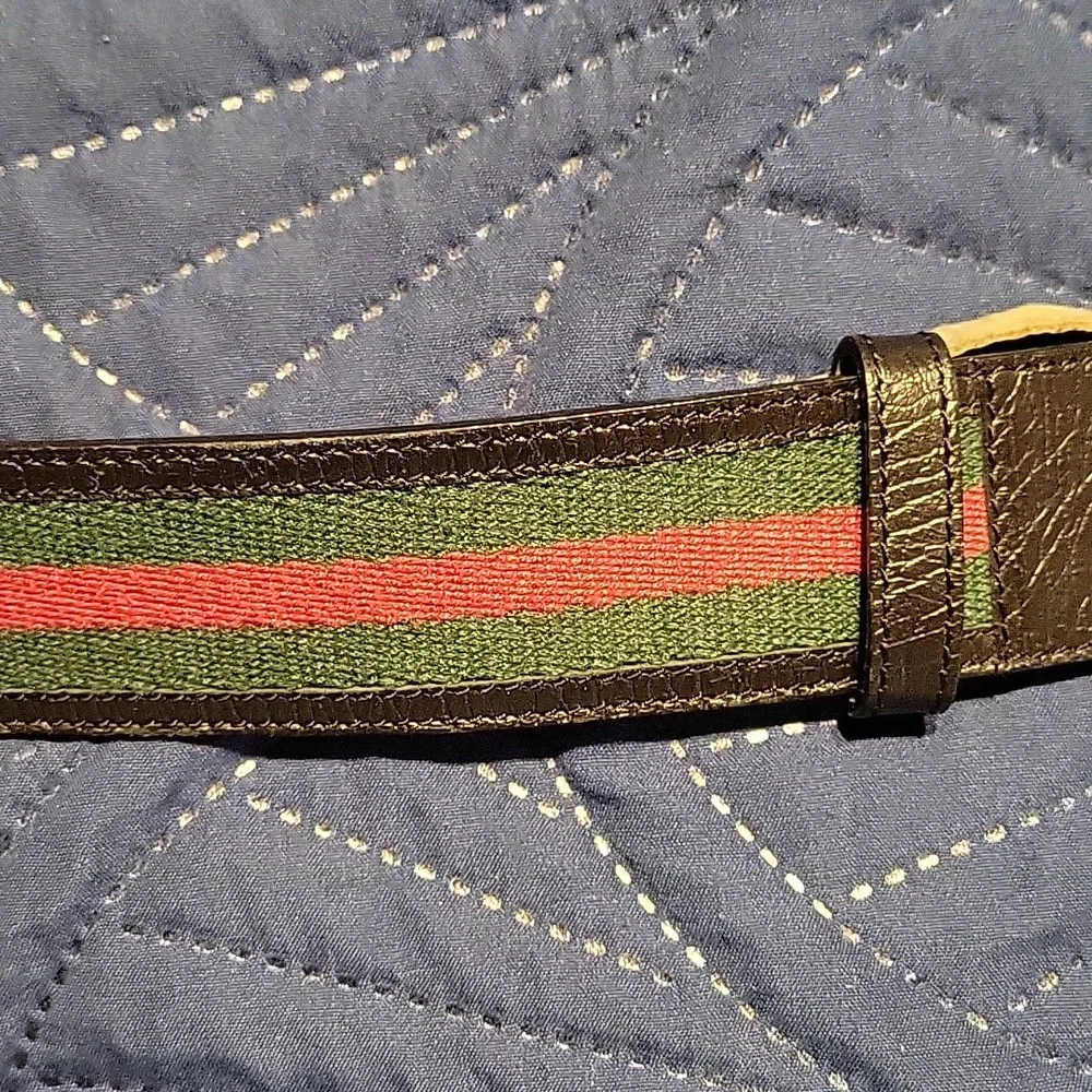 womans Gucci Belt